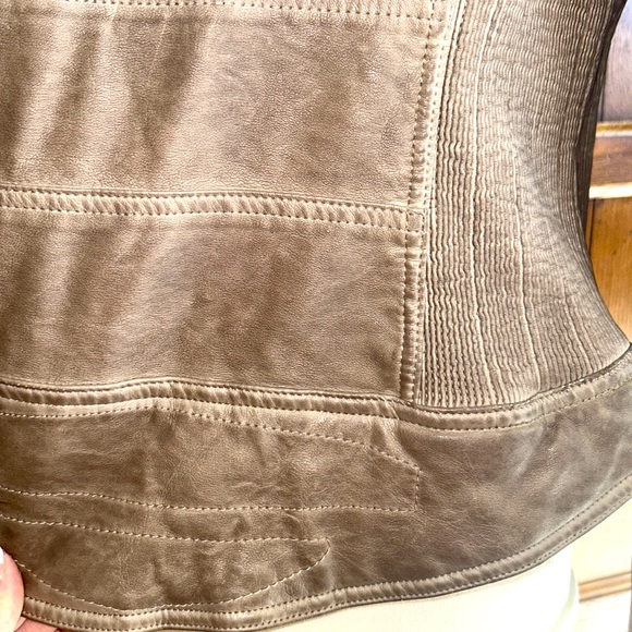 NWT⭐️INDIGO SAINTS JACKET Light Brown Mushroom color Vegan LEATHER Large - Picture 8 of 15
